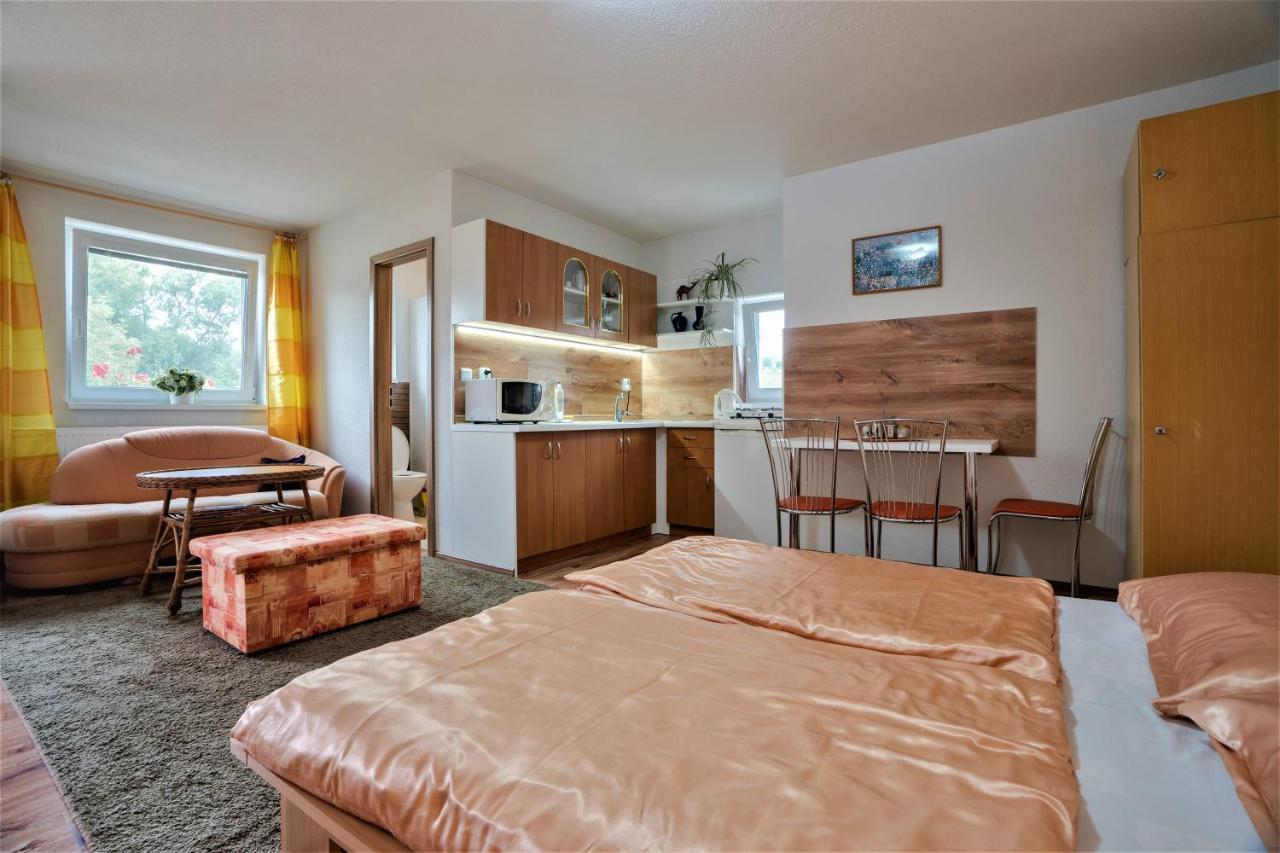 Apartmany Anna Liptovsky Michal Buitenkant foto